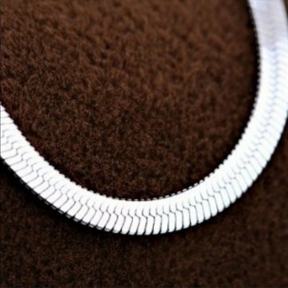NEW 925 STERLING SILVER HERRINGBONE NECKLACE - Picture 3 of 5